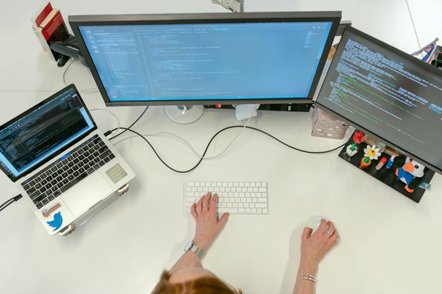 software-and-applications-dubai-uae