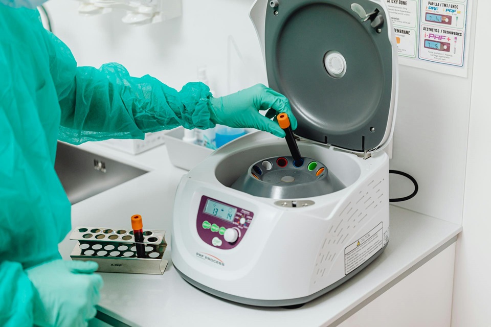 Centrifuge